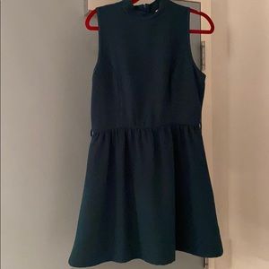 DEEP GREEN LOW TURTLE NECK DRESS